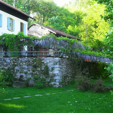 Il Gatto Nero Bed & Breakfast Castelveccana